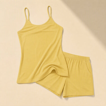 Women's solid-color sleeveless vest top and capri pants set - view 4