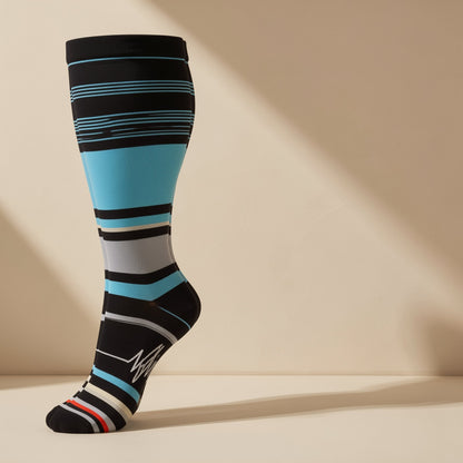 Nylon sports compression socks with a short-tube height - view 4