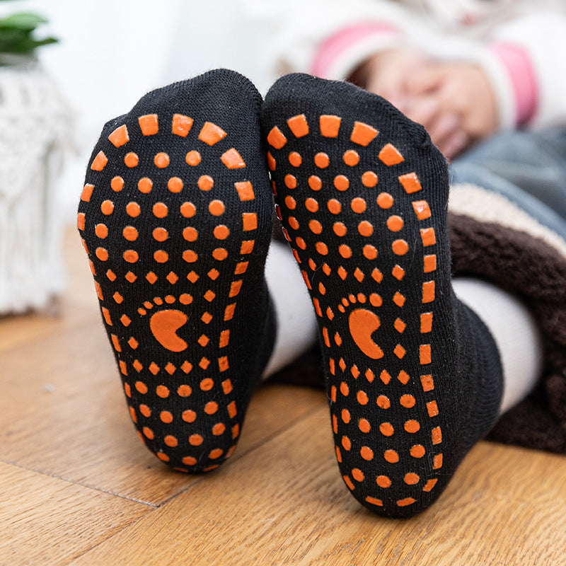 Manufacturer Wholesale Trampoline Socks with Adhesive Dots, Children's Non-Slip Socks, Floor Sock Covers, Children's Playground Early Education Adult Yoga Socks - image 4