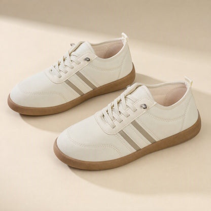 Women's low-top sports shoes with front ties and a round toe - view 4