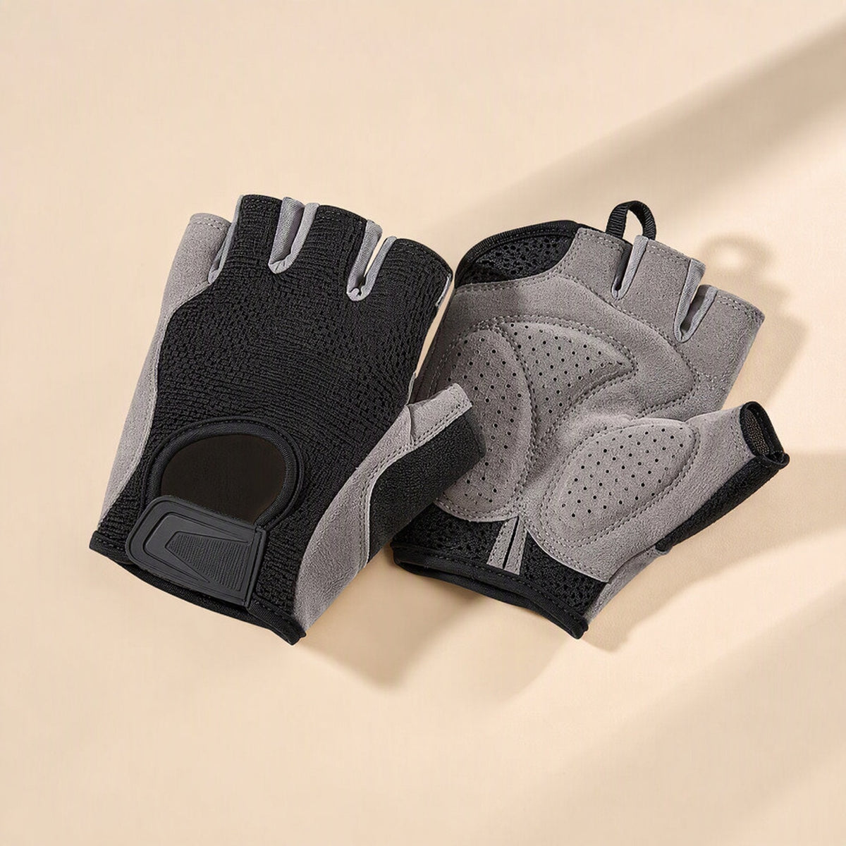 Fingerless winter cycling gloves made with thick microfiber - view 3