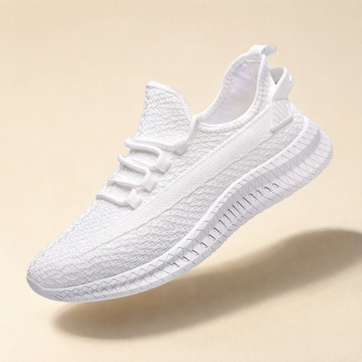 Men's mesh running shoes with round toe and front-tie closure - view 5