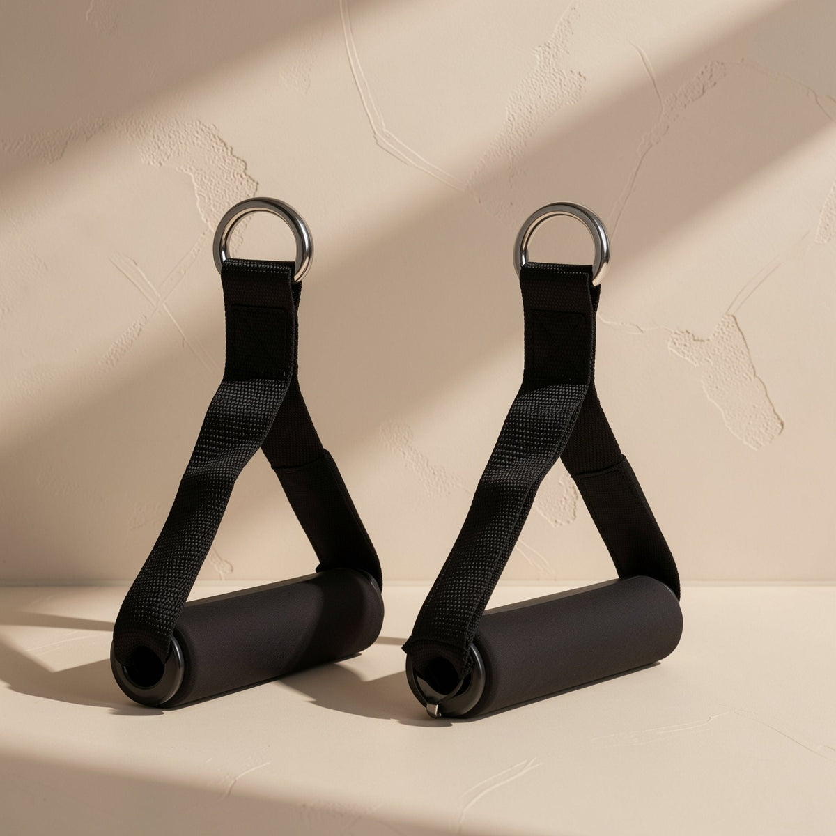 Resistance band handle attachment set with handles, carabiners and a door anchor - view 4