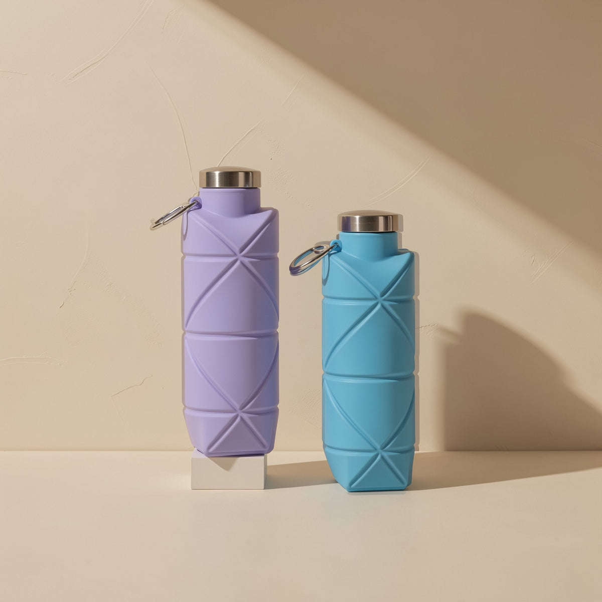 Silicone folding sports water bottle with 500 ml or 700 ml capacity - view 2