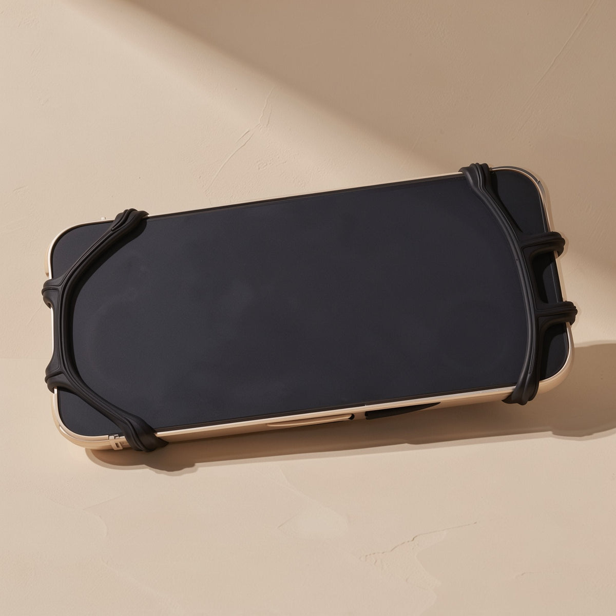 PU running armband phone bag with removable, rotatable design - view 3