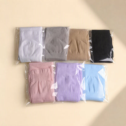 Armshade polyester outdoor sleeves with finger-set design