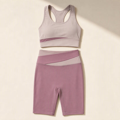 Women's sleeveless pullover sports suit with moisture-wicking function