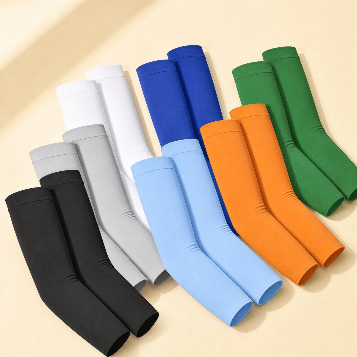 Nylon outdoor sun protection sleeves with a loose fit and finger-design style - view 2