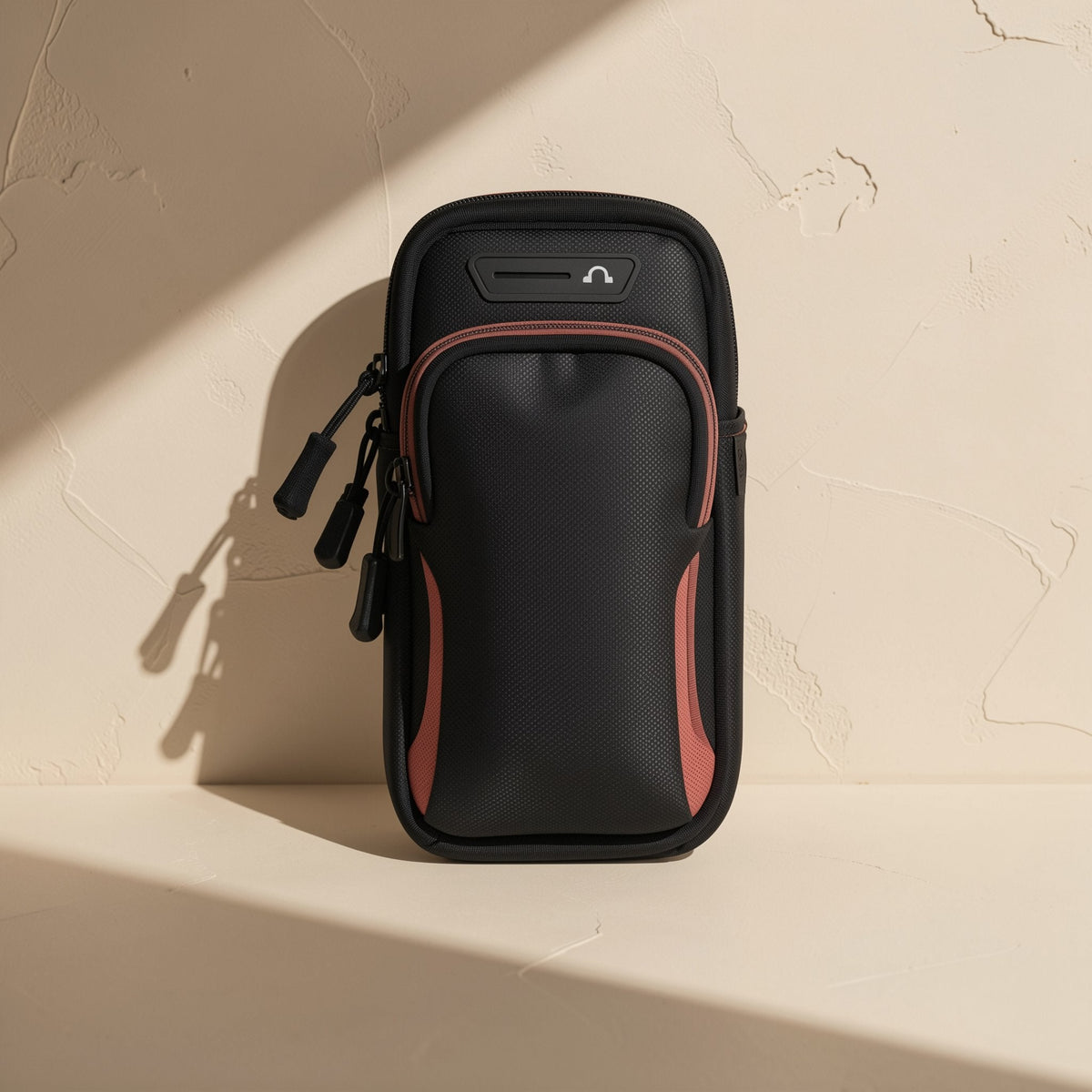Plaid mobile phone arm bag with nylon lining and waterproof function