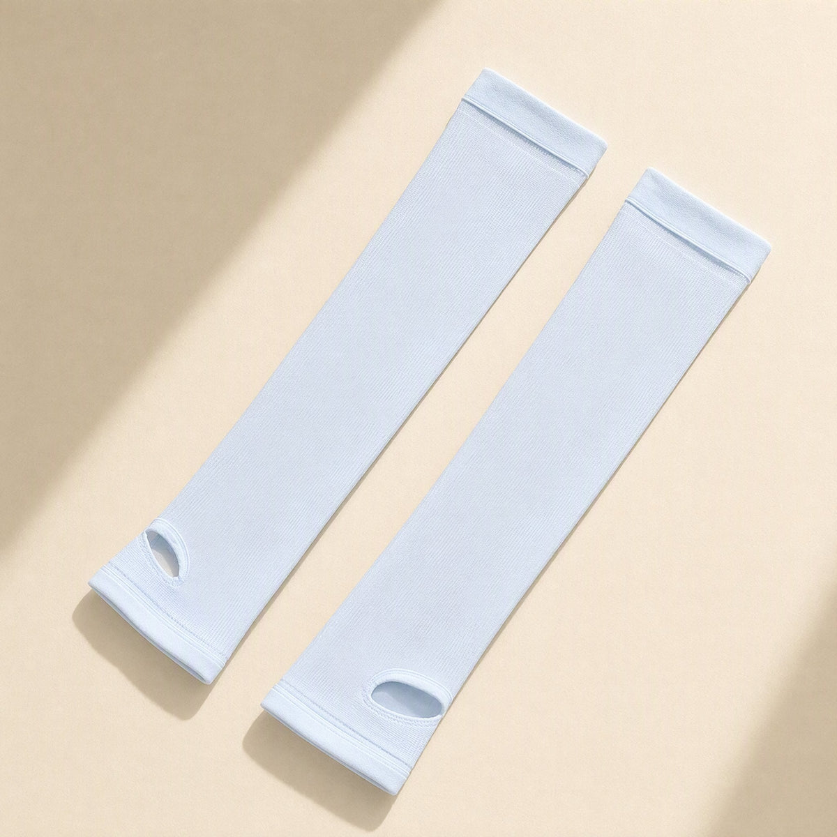 Nylon outdoor sun protection sleeves with a finger design