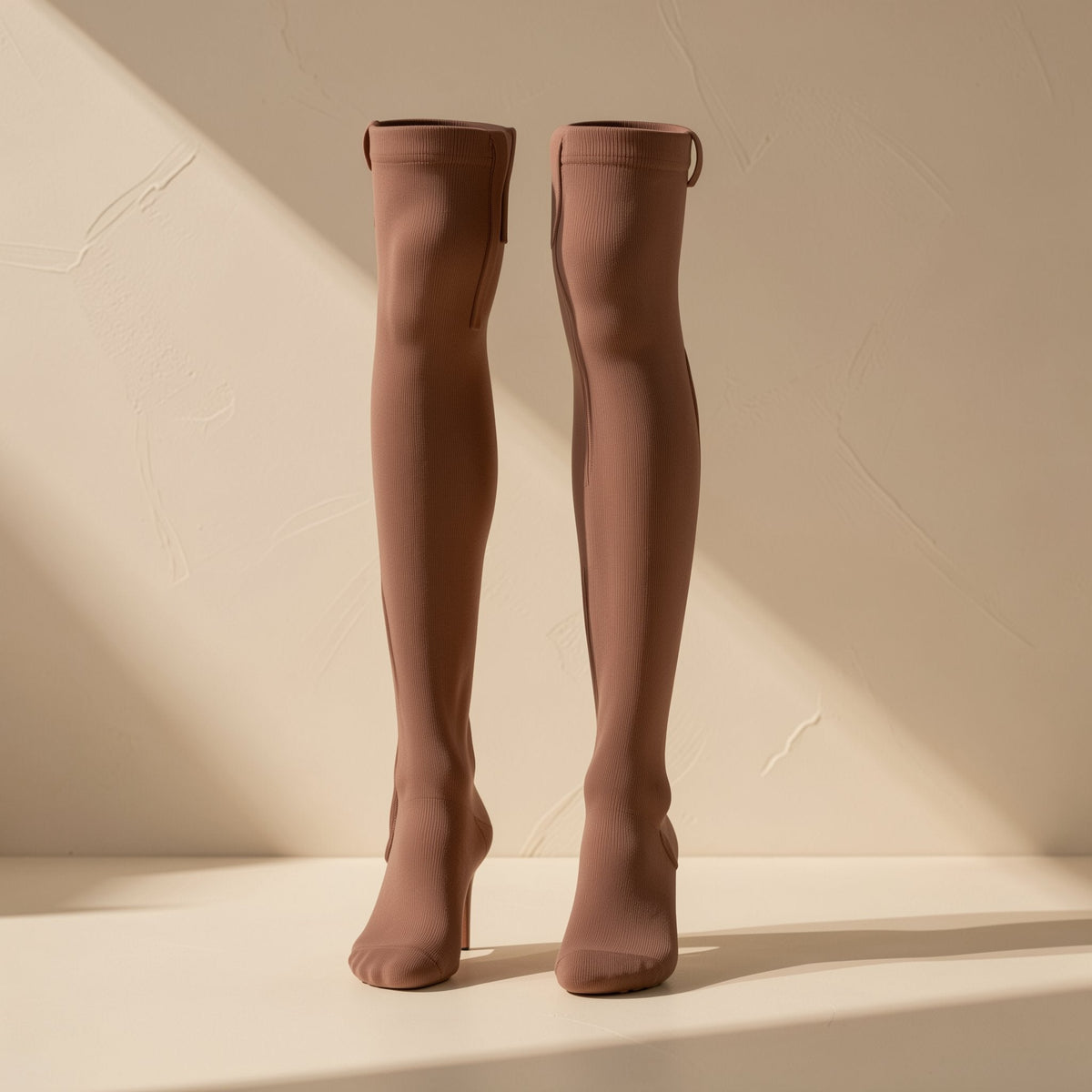 Solid-color polyester sports socks with an over-the-knee length - view 3