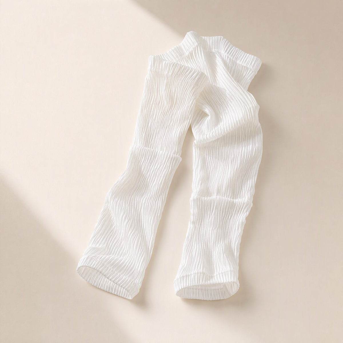 Ice silk arm sleeves with a stated sun-protection function - view 2