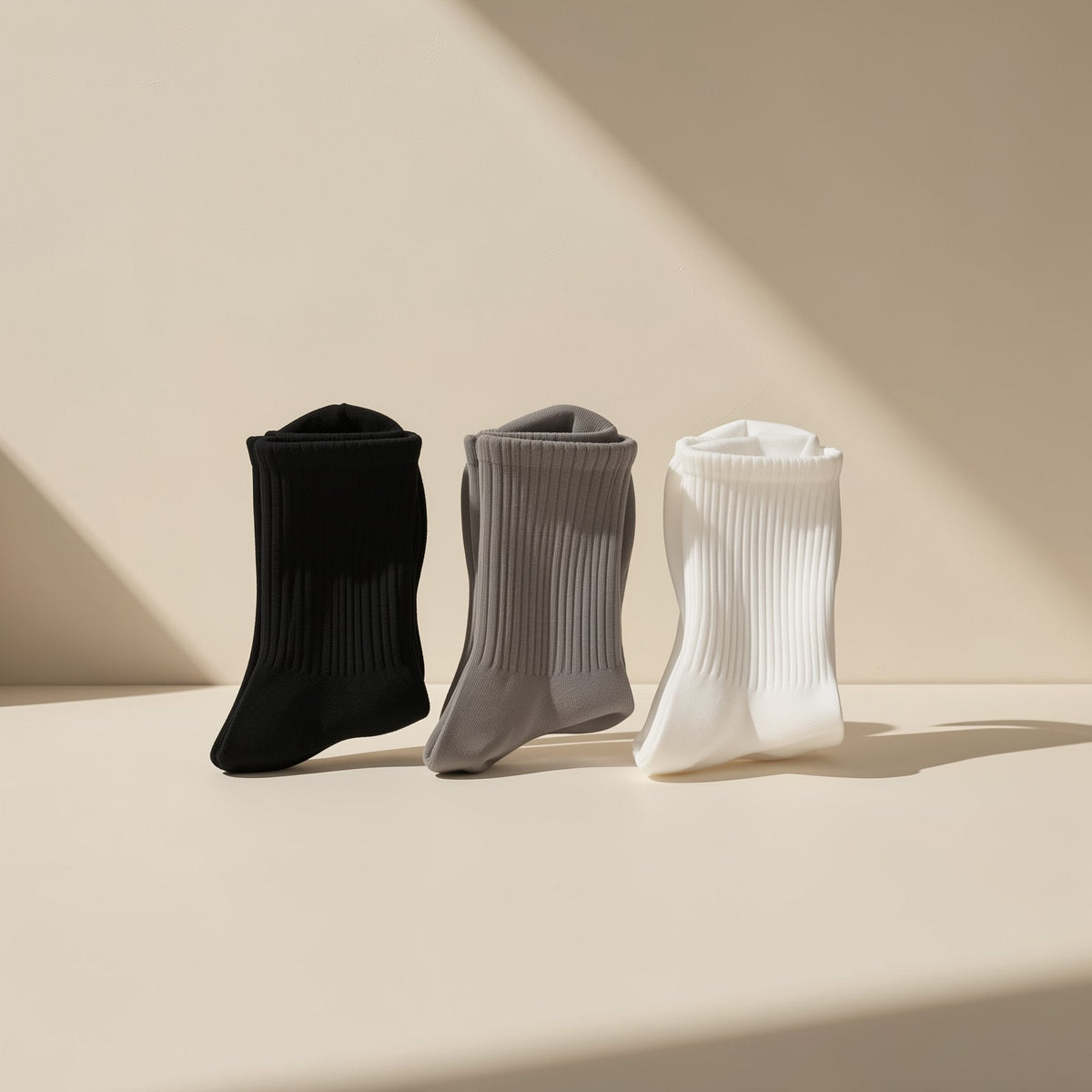 Yearpace four seasons sports socks in polyester with short-tube design - view 3
