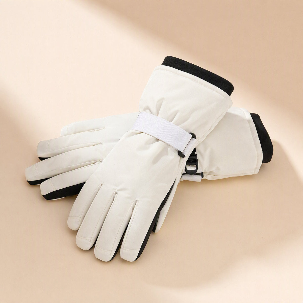 Snowcuff polyester warm ski gloves with touchscreen, anti-slip, waterproof, and windproof functions - view 4