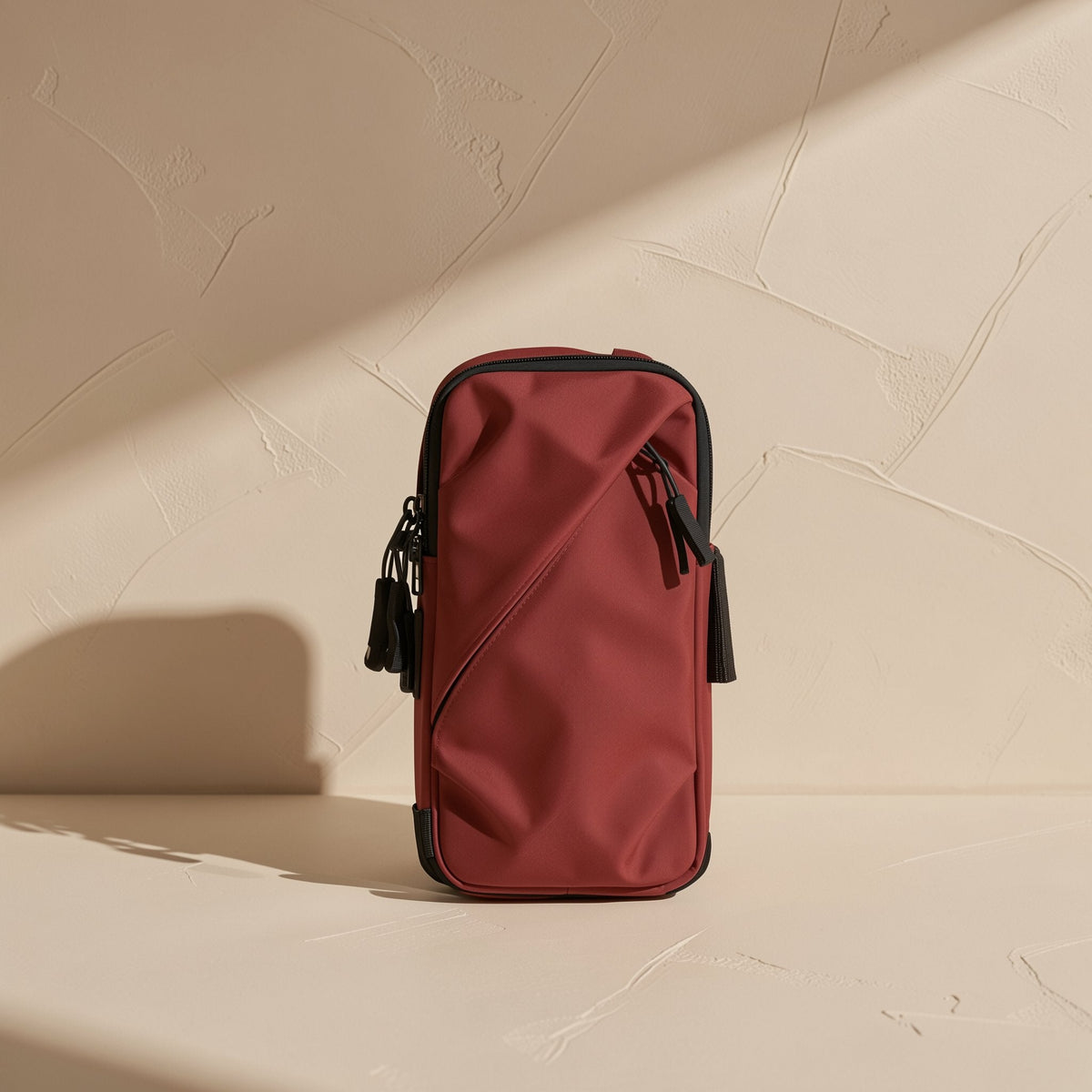 PU leather running phone arm bag with geometric pattern and polyester lining - view 2