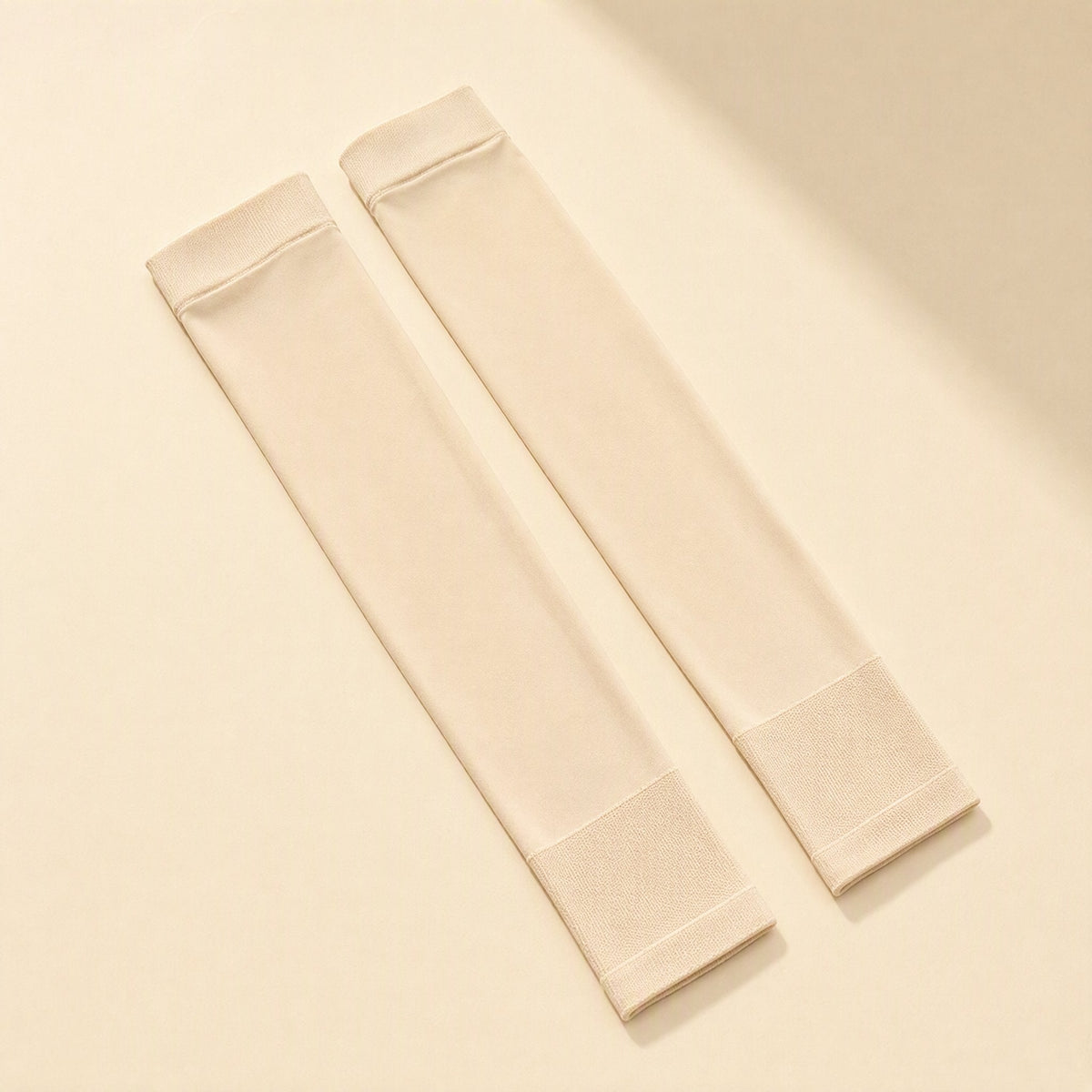 Nylon arm sleeve described for summer sun protection and outdoor use - view 4