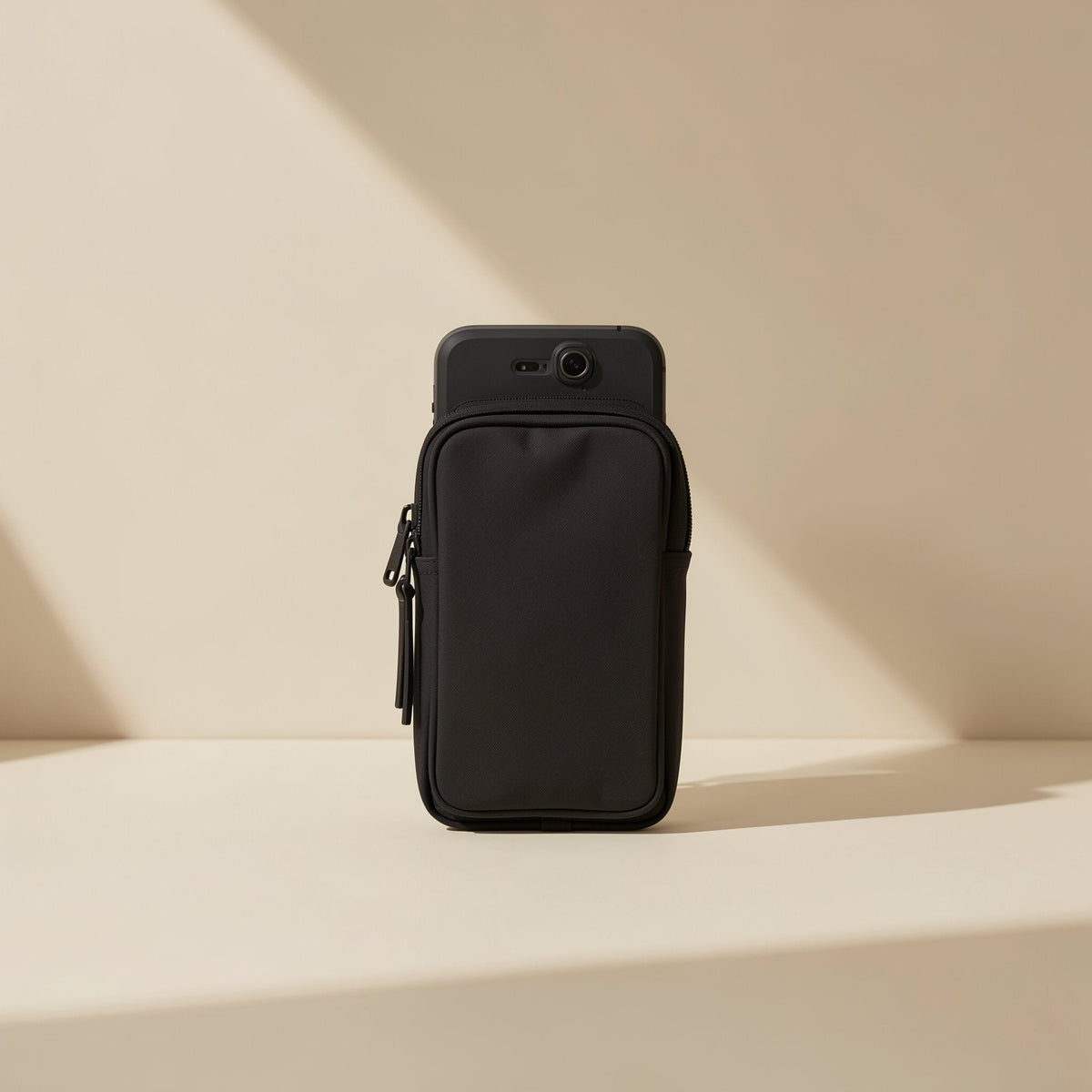 PU phone running arm bag with a solid-color exterior and polyester lining - view 5