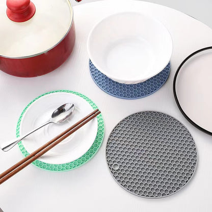 Round Silicone Casserole Mat Honeycomb Insulation Mat Dining Table Mat Silicone Coaster Non-Slip Insulation Kitchen Anti-Scalding and High Temperature Resistance - image 4