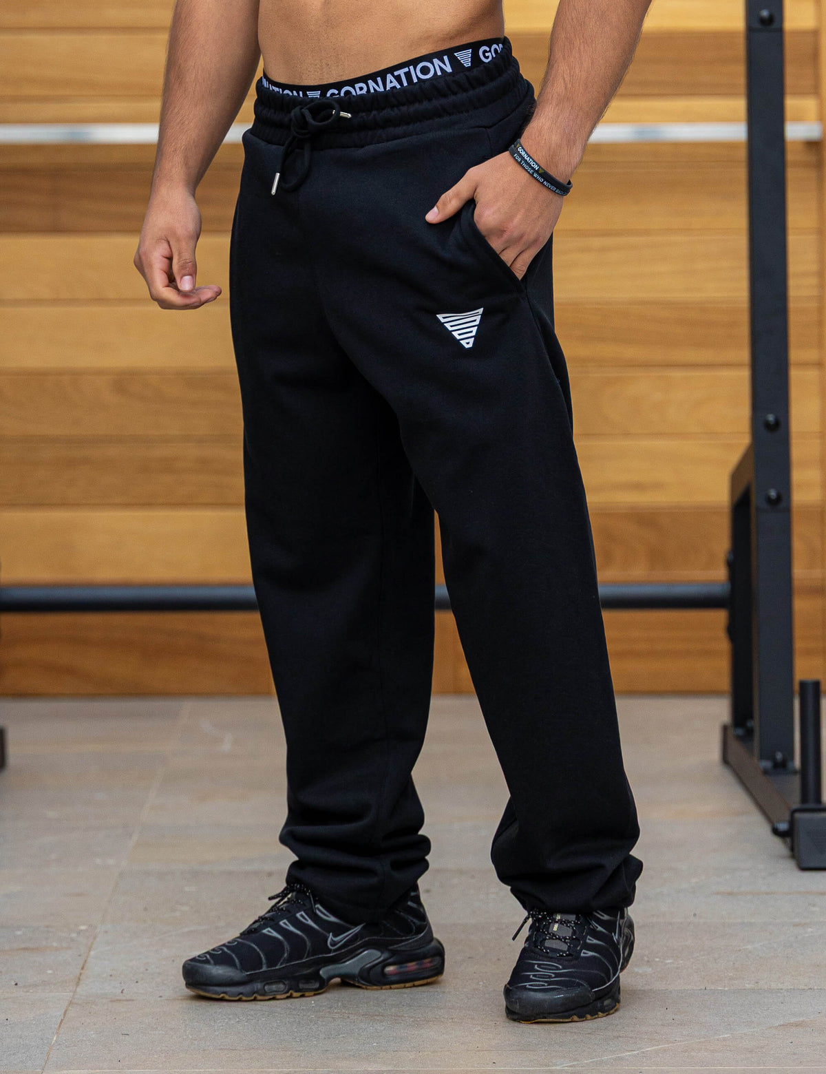 Straight Leg Jogger