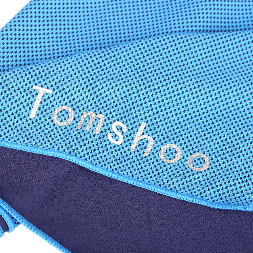 Compact Sports Towel with Heat Regulation